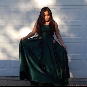Emerald prom dress